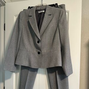 Grey/Black Kasper Women’s 2-Piece Suit - 12P